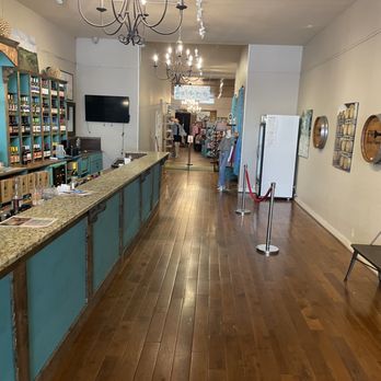 Fiesta Winery Main Street - Inside - Wine Tasting Room Near Me - Fredericksburg, Texas