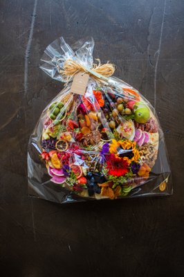 Silverlake Socialite by null