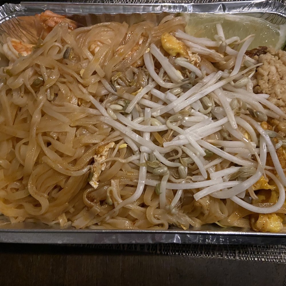 Bangkok Spice - Shrimp pad Thai - Thai Near Me - Shrub Oak, New York