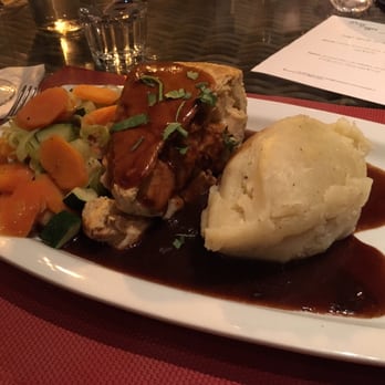 Quay Lagos - Chicken pie with vegetables and mashed potatoes. - Cocktail Bars Near Me - Lagos, 20