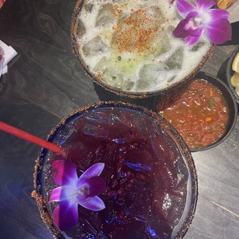 Mariscos Uruapan - Margarita de pepino y de palmagrade - Mexican Near Me - Irwindale, California