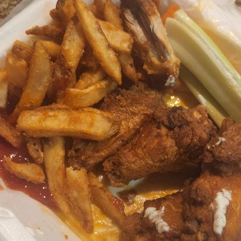 Steiner's - Mesquite, Buffalo Wings - 8 Piece - American Near Me - Las Vegas, Nevada Steiner's - Mesquite, Buffalo Wings - 8 Piece - American Near Me - Las Vegas, Nevada