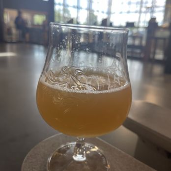 Tree House Brewing Company - Sooo goood - Breweries Near Me - Charlton, Massachusetts Tree House Brewing Company - Sooo goood - Breweries Near Me - Charlton, Massachusetts