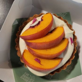 Yang’s Kitchen - Hangry peach earl grey? I think - Asian Fusion Near Me - Alhambra, California