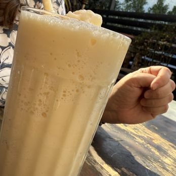 Solar de Cahuenga - Orange-Vanilla Smoothie - Breakfast & Brunch Near Me - Los Angeles, California Solar de Cahuenga - Orange-Vanilla Smoothie - Breakfast & Brunch Near Me - Los Angeles, California