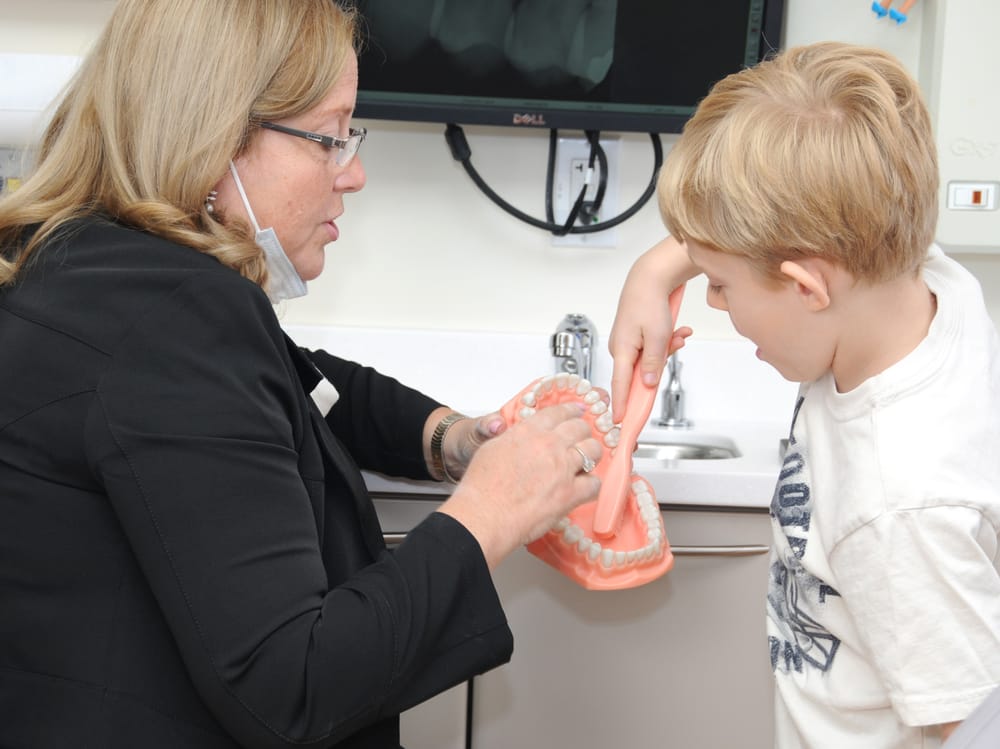 JEWEL BARRONWEISS 61 Sunset Dr, Briarcliff Manor, New York