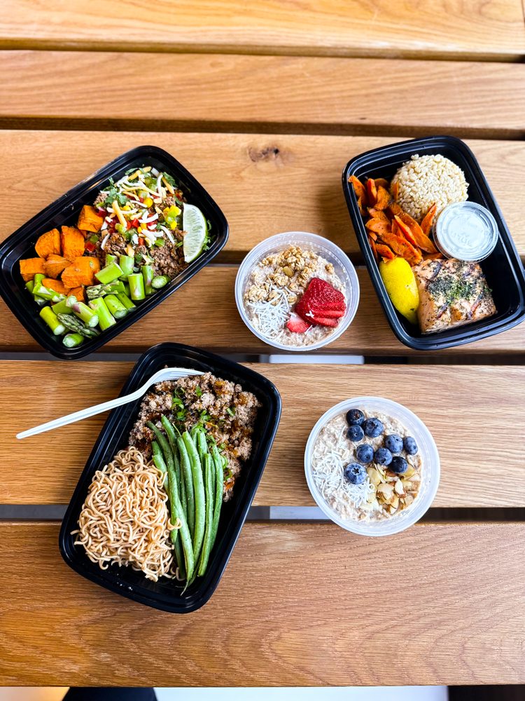 MEALSDOTKOM Updated October 2024 47 Photos & 51 Reviews 456 Elm