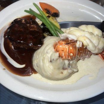 Old Tavernier Restaurant & Lounge - Surf & Turf - Italian Near Me - Tavernier, Florida Old Tavernier Restaurant & Lounge - Surf & Turf - Italian Near Me - Tavernier, Florida