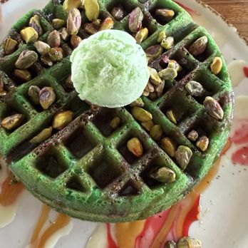 Madres Brunch - Pistachio waffles - Breakfast & Brunch Near Me - Bellflower, California