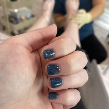 Marine Kristine Salon - Nail Salons Near Me - Glendale, California