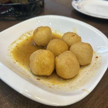 Hon's Wun-Tun House - Curry fish balls appetizer not good - Cantonese Near Me - San Francisco, California Hon's Wun-Tun House - Curry fish balls appetizer not good - Cantonese Near Me - San Francisco, California