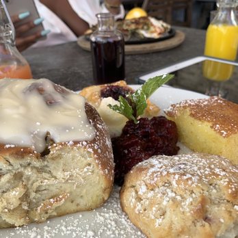 A'Bouzy - Assorted Pastries - Champagne Bars Near Me - Houston, Texas A'Bouzy - Assorted Pastries - Champagne Bars Near Me - Houston, Texas