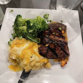 Olivia's - Steak and mashed potatoes - Greek Near Me - Gettysburg, Pennsylvania