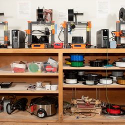 BARN Bainbridge Artisan Resource Network - BARN offers 3D printers in several sizes and capabilities.