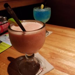 Applebee's has amazing frozen strawberry daiquiris and red wine sangria, my boyfriend loves their blue long island iced teas.