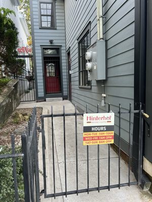 Hinterhof Coffee Rösteri by null