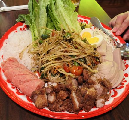 LucKi Thai Bistro by null