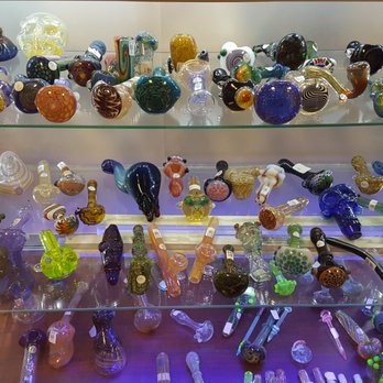 MADHOUSE SMOKE & VAPE - Updated June 2026 - 19 Photos - 2622 Colonel Glenn  Hwy, Fairborn, Ohio - Tobacco Shops - Phone Number