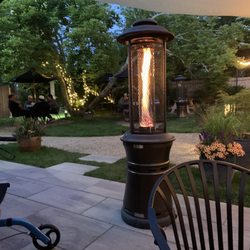 Bucatino Restaurant and Winebar - Outdoor patio seating