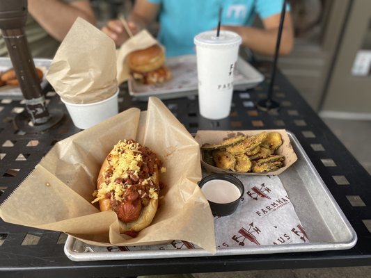Farmhaus Burger by null