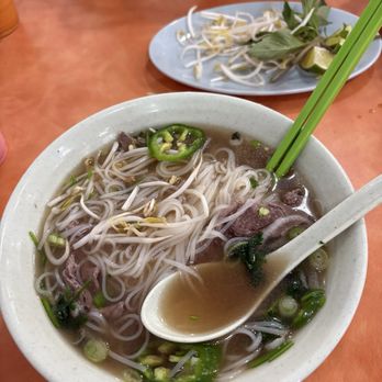 Pho KT Vietnamese Restaurant - Vietnamese Near Me - Puyallup, Washington