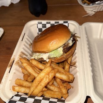 Aloha Smash Burger - Waikiki - aloha burger - Burgers Near Me - Honolulu, Hawaii
