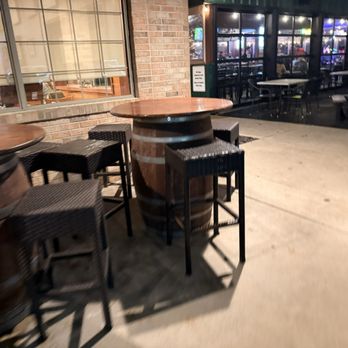 Bakers & Hale - Outside Seating - New American Near Me - Godfrey, Illinois Bakers & Hale - Outside Seating - New American Near Me - Godfrey, Illinois