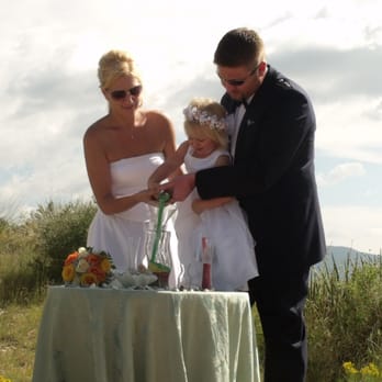 Ceremonies In Nature - Family Sand-blending at Mountaintop Wedding - Wedding Planning Near Me Ceremonies In Nature - Family Sand-blending at Mountaintop Wedding - Wedding Planning Near Me