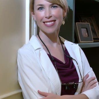 Distinctive Dentistry - Dr. Shelley Murphy prides herself on her gentle approach to modern dentistry. Her beautiful office is located near Sea Pines. - General Dentistry Near Me - Hilton Head Island, South Carolina Distinctive Dentistry - Dr. Shelley Murphy prides herself on her gentle approach to modern dentistry. Her beautiful office is located near Sea Pines. - General Dentistry Near Me - Hilton Head Island, South Carolina