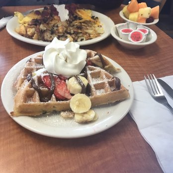 Loaded Cafe - Hour and a half wait for this. Food was warm at this point. - Breakfast & Brunch Near Me - Gardena, California