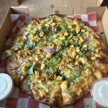Palm Tree Pizza - Chicken curry fusion - Pizza Near Me - Fontana, California
