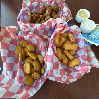 84 Cafe - fried pickles, mushrooms and mac n cheese bites - Breakfast & Brunch Near Me - Hayti, Missouri 84 Cafe - fried pickles, mushrooms and mac n cheese bites - Breakfast & Brunch Near Me - Hayti, Missouri