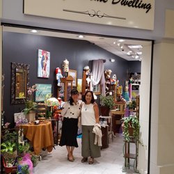 Vintage Home Dwelling - A very unique store   with amazing vintage Jewelry,Home Decor,Paintings a gift for everyone..