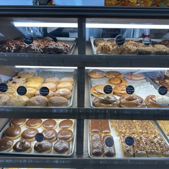Angels Donuts and Ice Cream - Display 10/31/25 - Donuts Near Me - Vancouver, Washington Angels Donuts and Ice Cream - Display 10/31/25 - Donuts Near Me - Vancouver, Washington