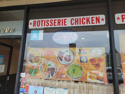 Toyitos Chicken by null