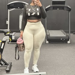 Knotty Fitness - Knotty Fitness Apparel and workouts