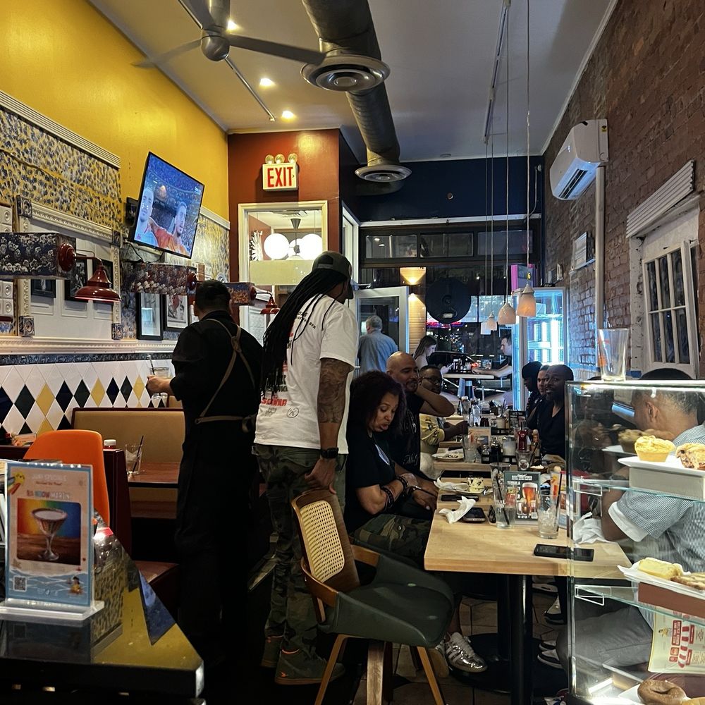 Daisy's Diner - Inside - Diners Near Me - Brooklyn, New York Daisy's Diner - Inside - Diners Near Me - Brooklyn, New York