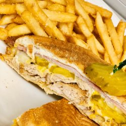 451 Restaurant & Lounge