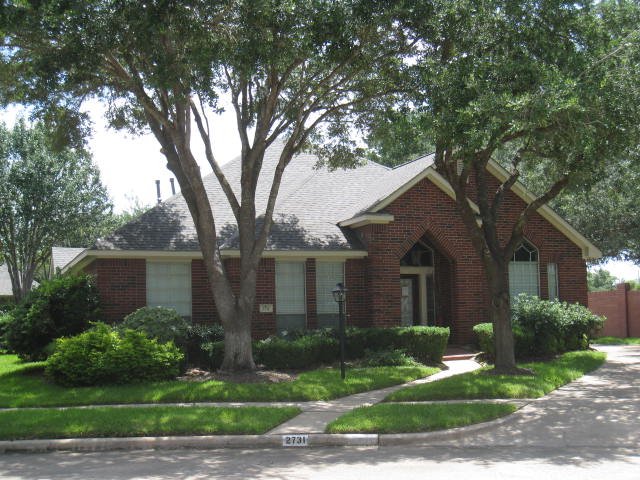 Slide of D7 Roofing & Metal