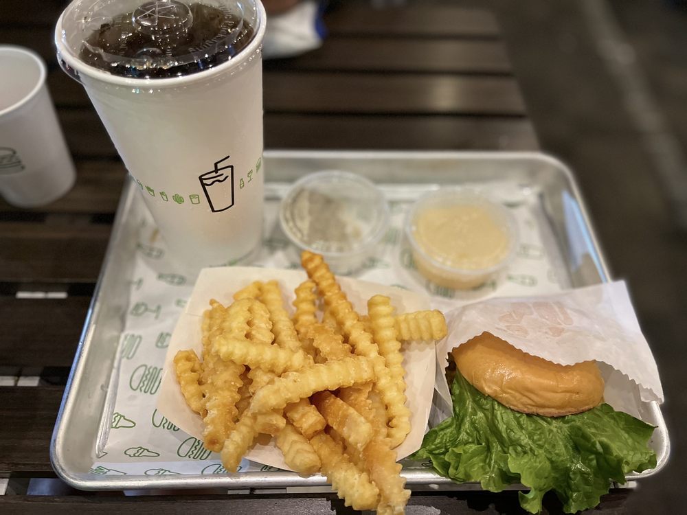 Food from Shake Shack Boca Raton
