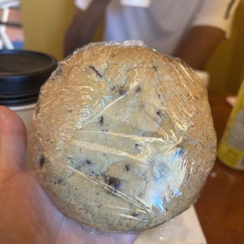 World Ground Cafe - Chocolate chip cookie - Coffee & Tea Near Me - Oakland, California World Ground Cafe - Chocolate chip cookie - Coffee & Tea Near Me - Oakland, California