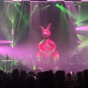 Steelhouse Omaha - Big pink kangaroo - Music Venues Near Me - Omaha, Nebraska