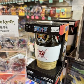 888 Collectibles - Hobby Shops Near Me - Las Vegas, Nevada