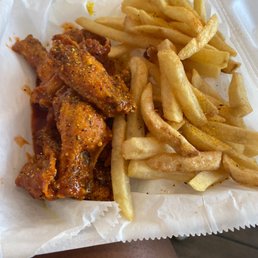 10 pc lemon pepper hot with fries