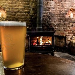 Nevill Crest & Gun - Enjoy a cold beer by the fire