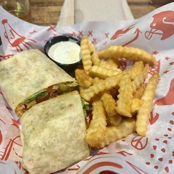 Jefferson's - Buffalo Chicken Wrap - Burgers Near Me - North Kansas City, Missouri