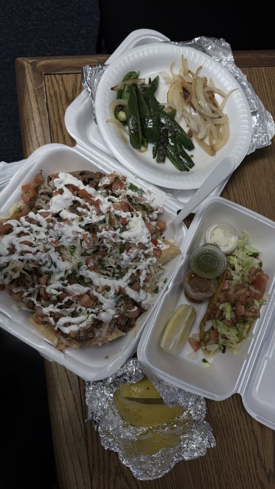 El Mariachi Loco — Mexican restaurant in Porterville