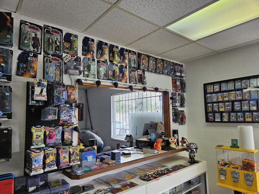 COSMIC COLLECTABLES Updated September 2024 15 Photos 2002 Englewood Ave, Yakima