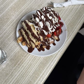 Waffle Wagon - Waffles Near Me - Bruges, VWV