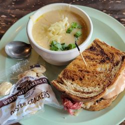 Donovan's Irish Pub - Lunch special...half sandwich & soup